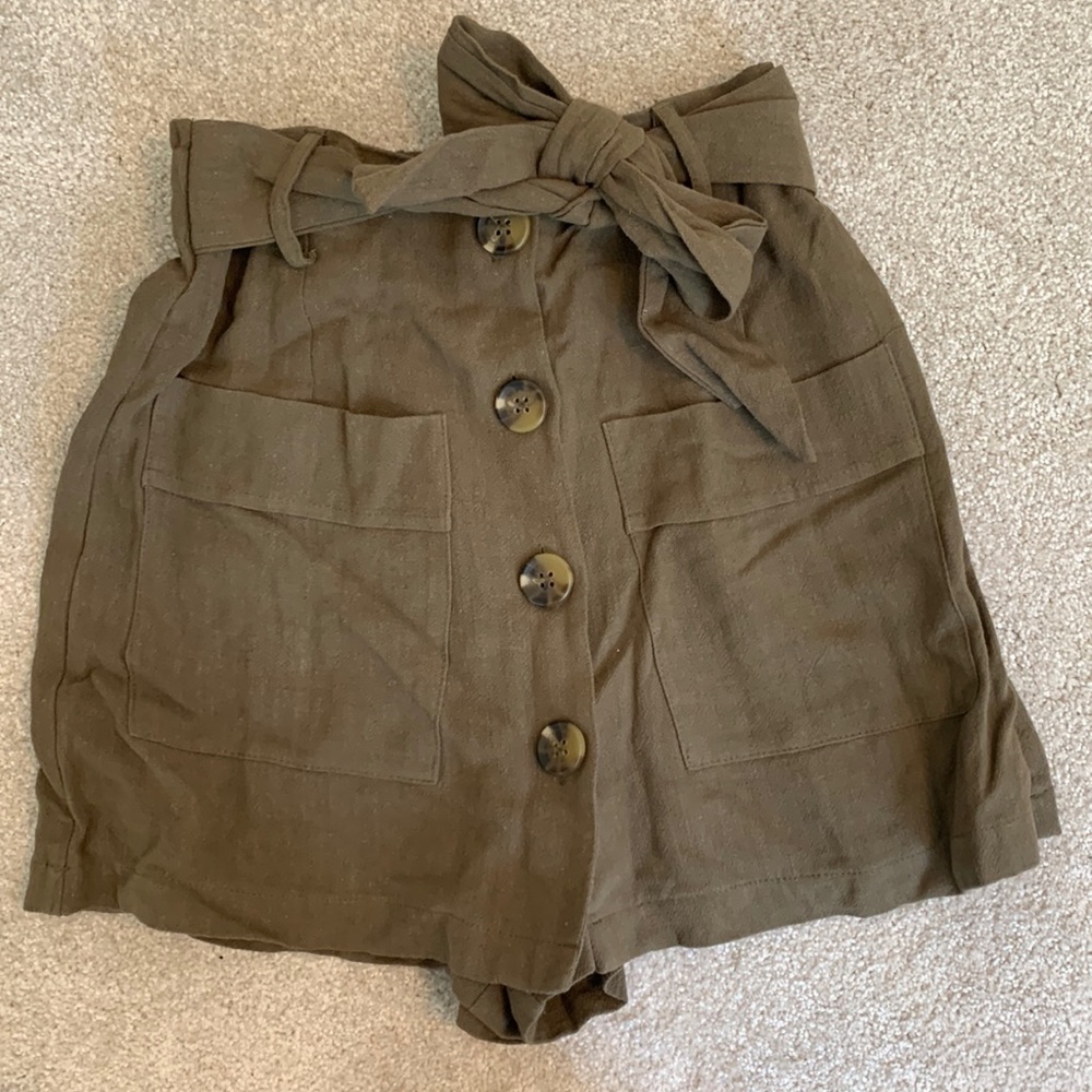 Lulu’s paper bag skort